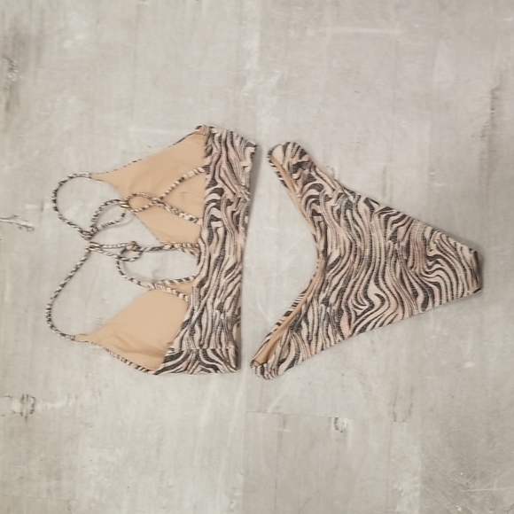 💕L*SPACE💕 Animal Instinct Bikini Set M NWT - Picture 8 of 10